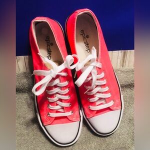 Low Top Canvas Sneaker Hot Pink Women’s Size 9 Streetwear Comfort epic step